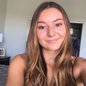 Meet your Posher, Marissa